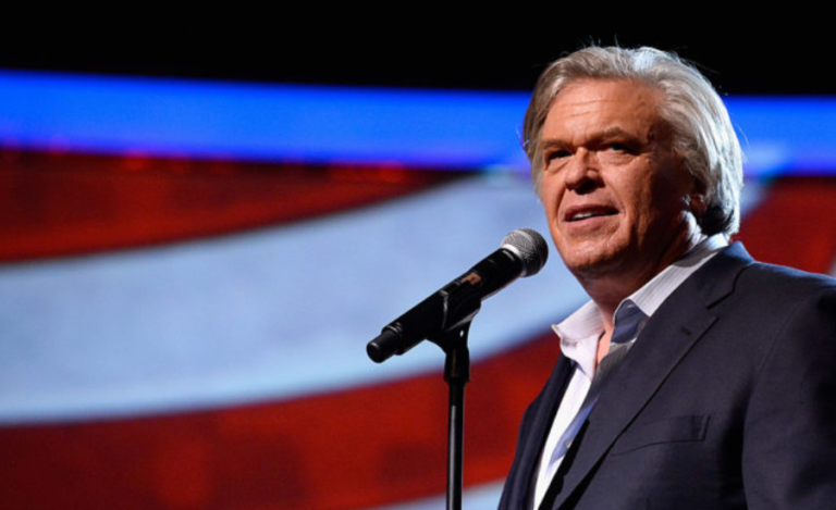 Ron White Net Worth 2025: Age, Career, Family, And How The Blue Collar Comedian Built His $40 Million Fortune